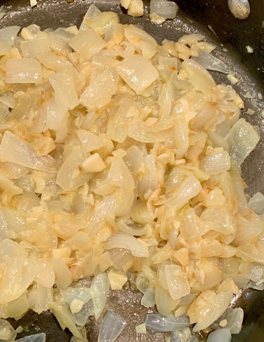 onions and garlic golden