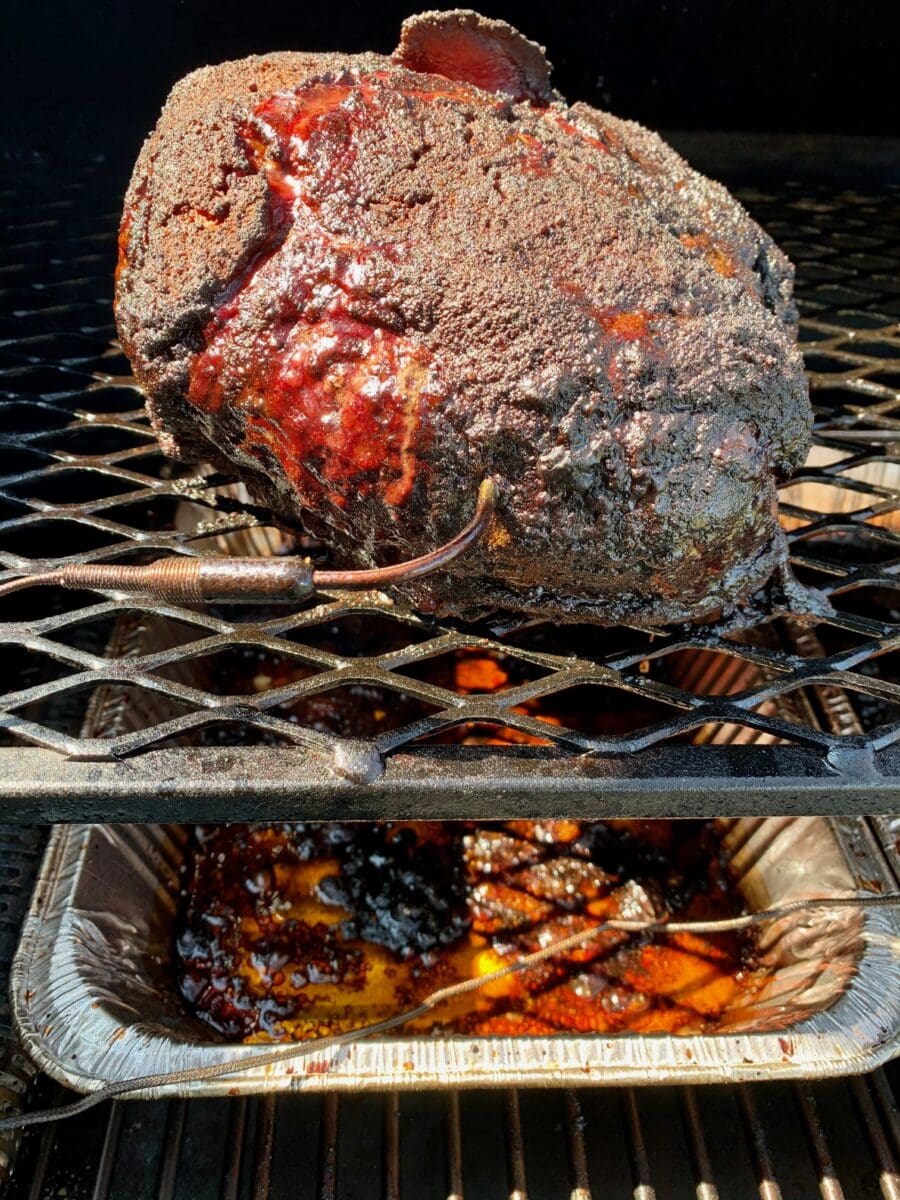 smoking pulled pork