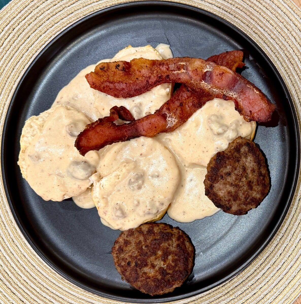 sawmill biscuits and gravy 2