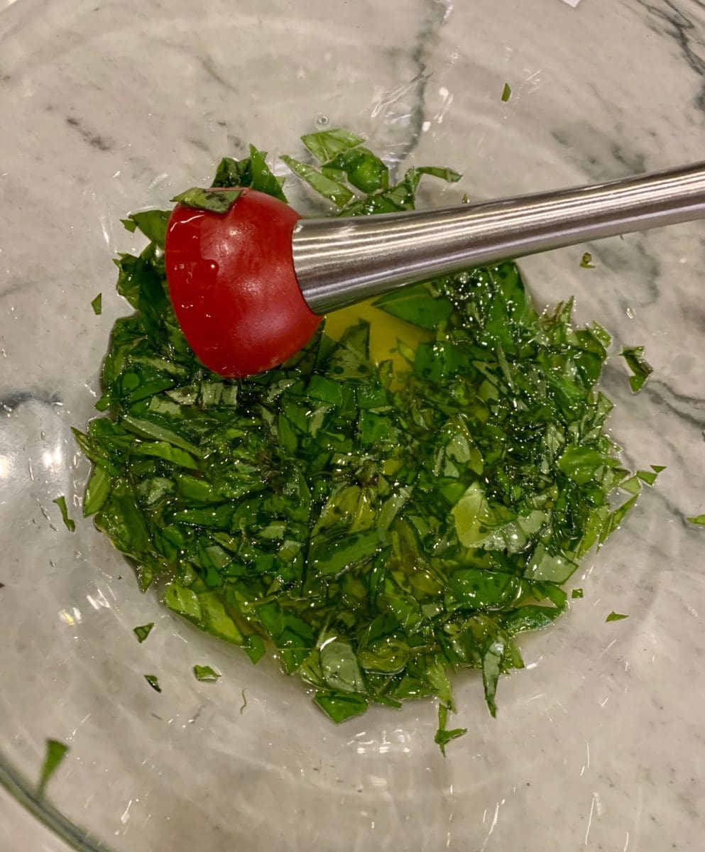 making basil oil