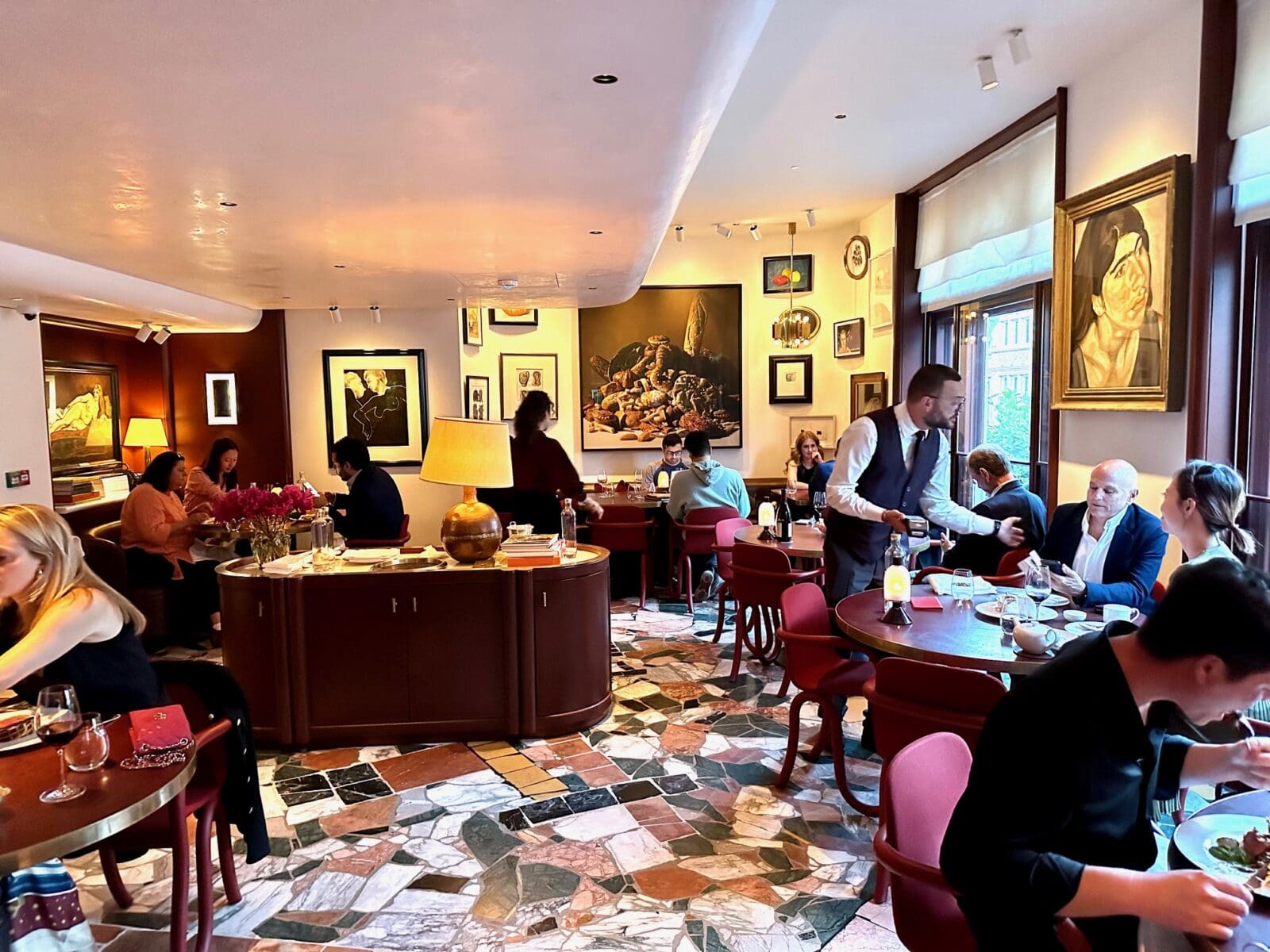 mount street main dining room