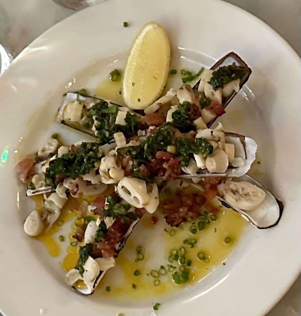 neptune oyster - boston razorclams casino
